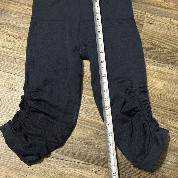 Lululemon Ebb And Flow Crop Legging Yoga Pants Womens Size 6 Small Blue Lot Of 2 - Picture 8 of 11